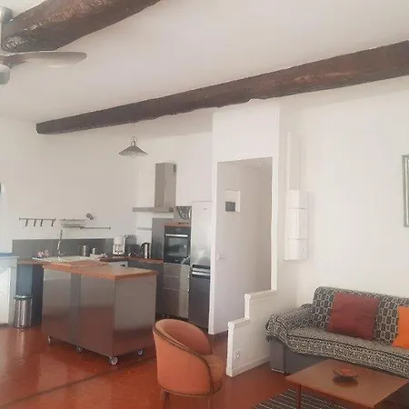 Apartment T4 Centre Historique